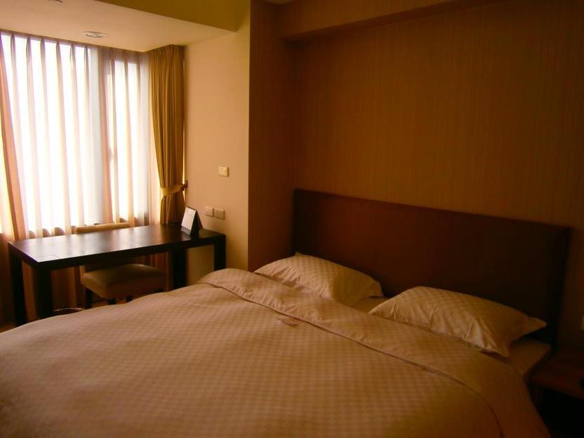 Aj Residence 安捷國際公寓酒店 Taipei Exteriör bild